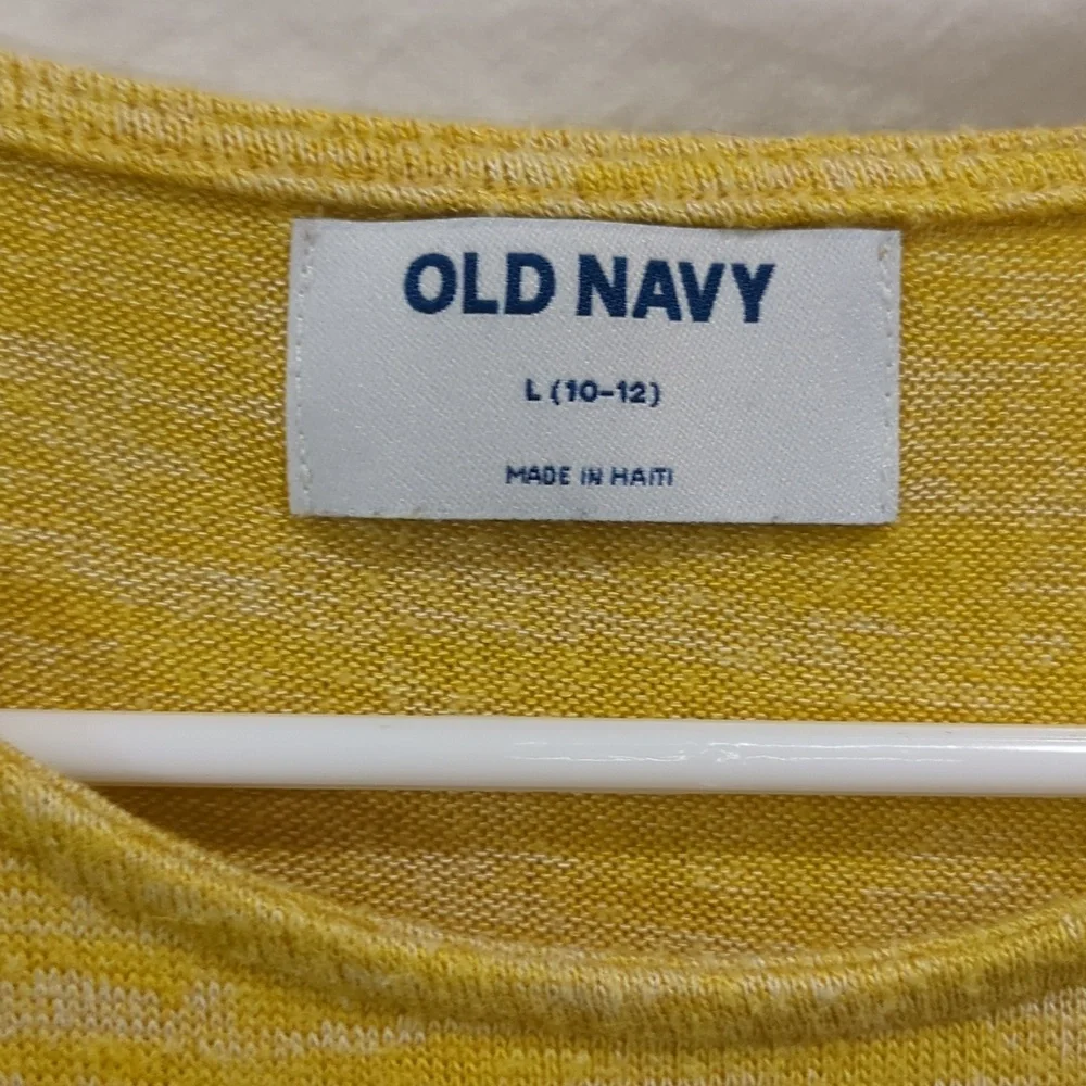 Old Navy | Golden Yellow Pullover Lightweight Sweater Long Sleeves | L